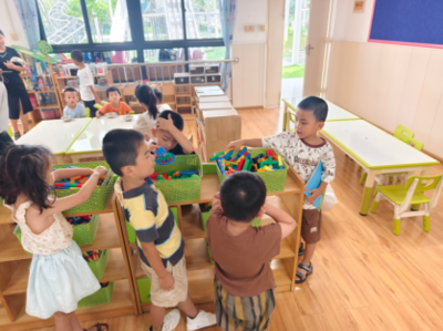 柳州市總工會調研城中區(qū)機關工會暑期托管班建設 織牢職工子女“看護網”