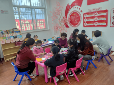 老舊社區(qū)煥新顏 街道十大民生實事聚焦維護與托管