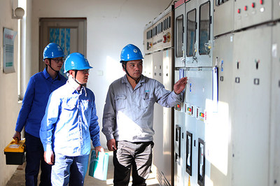 國網寧?？h供電公司 用電安全“智囊團”進車間，精準把脈守護企業用電安全